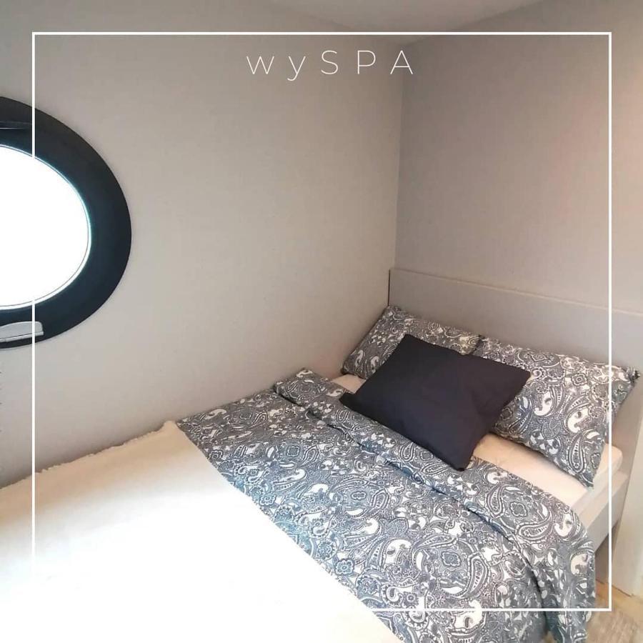 Wyspa Kaszuby-Domki Na Wodzie Ostrzyce Exteriér fotografie